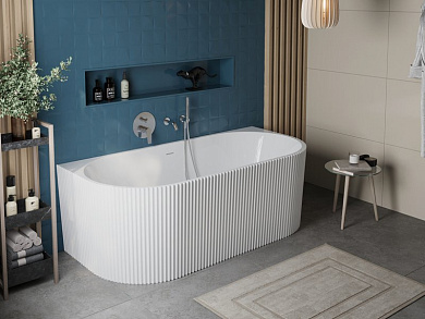 Ванна акриловая пристенная Belbagno BB713-1700-800